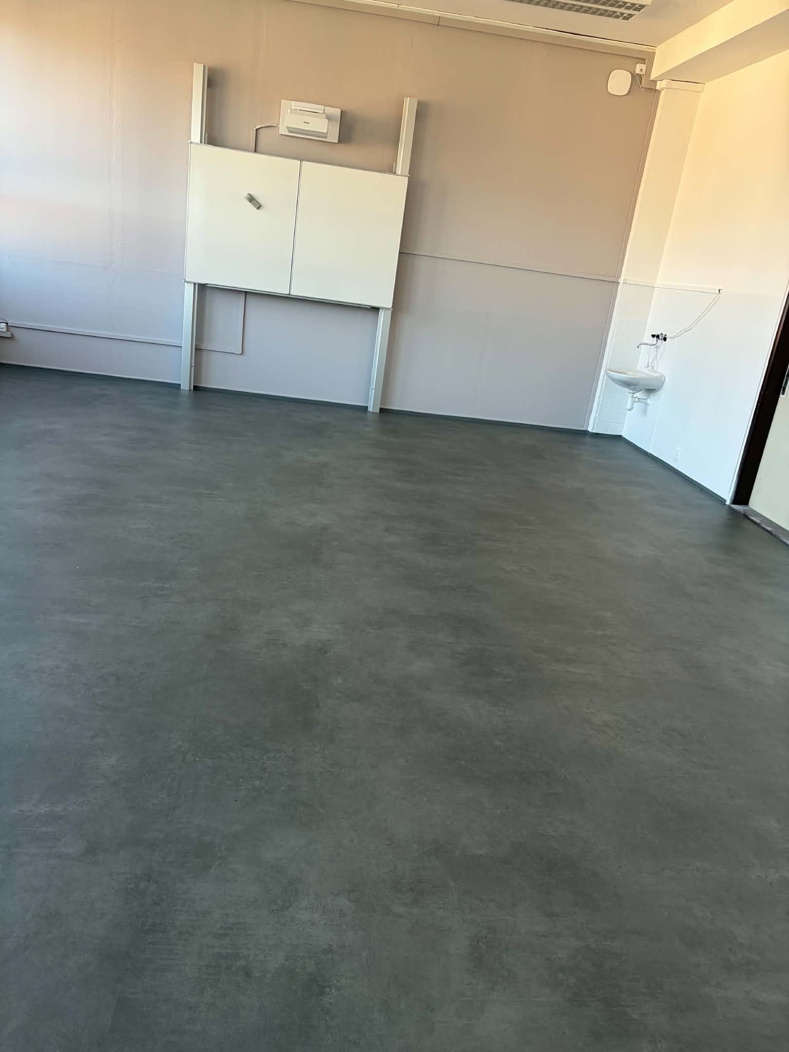 Do nového školního roku vstupujeme s modernizovanými učebnami a zázemím pro učitele
